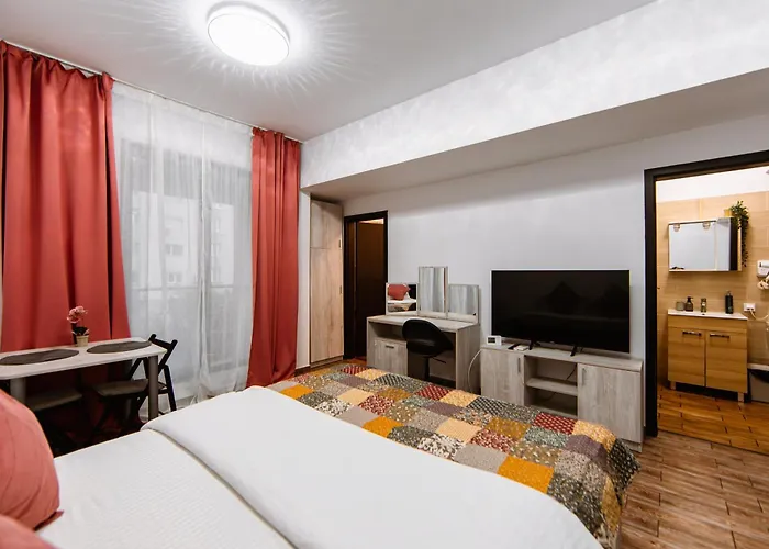 Апартаменти Zen 2 With Balcony