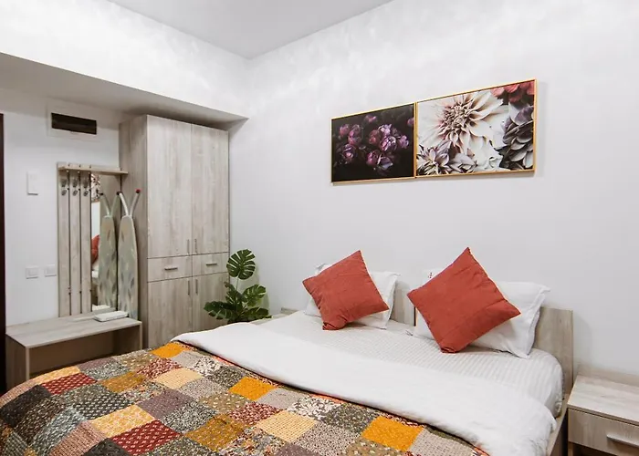 Zen 2 With Balcony Апартаменти