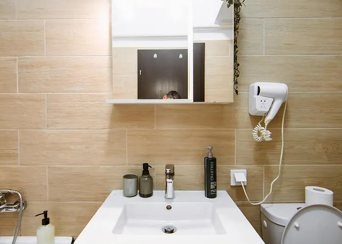 Zen 2 With Balcony בוקרשט