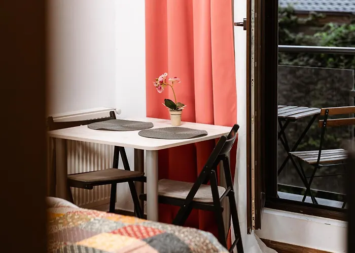 Apartment Zen 2 With Balcony *