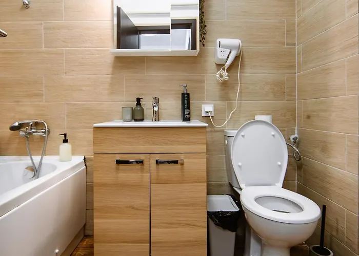 Zen 2 With Balcony Апартаменты